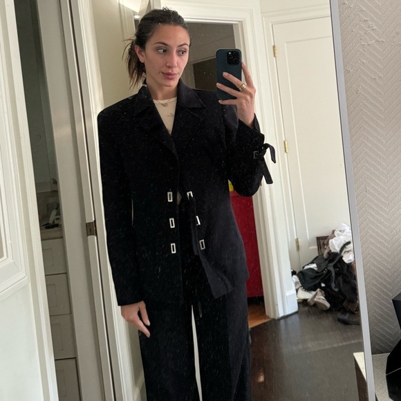 Black Escada wool blazer size 38 - Picture 2 of 4